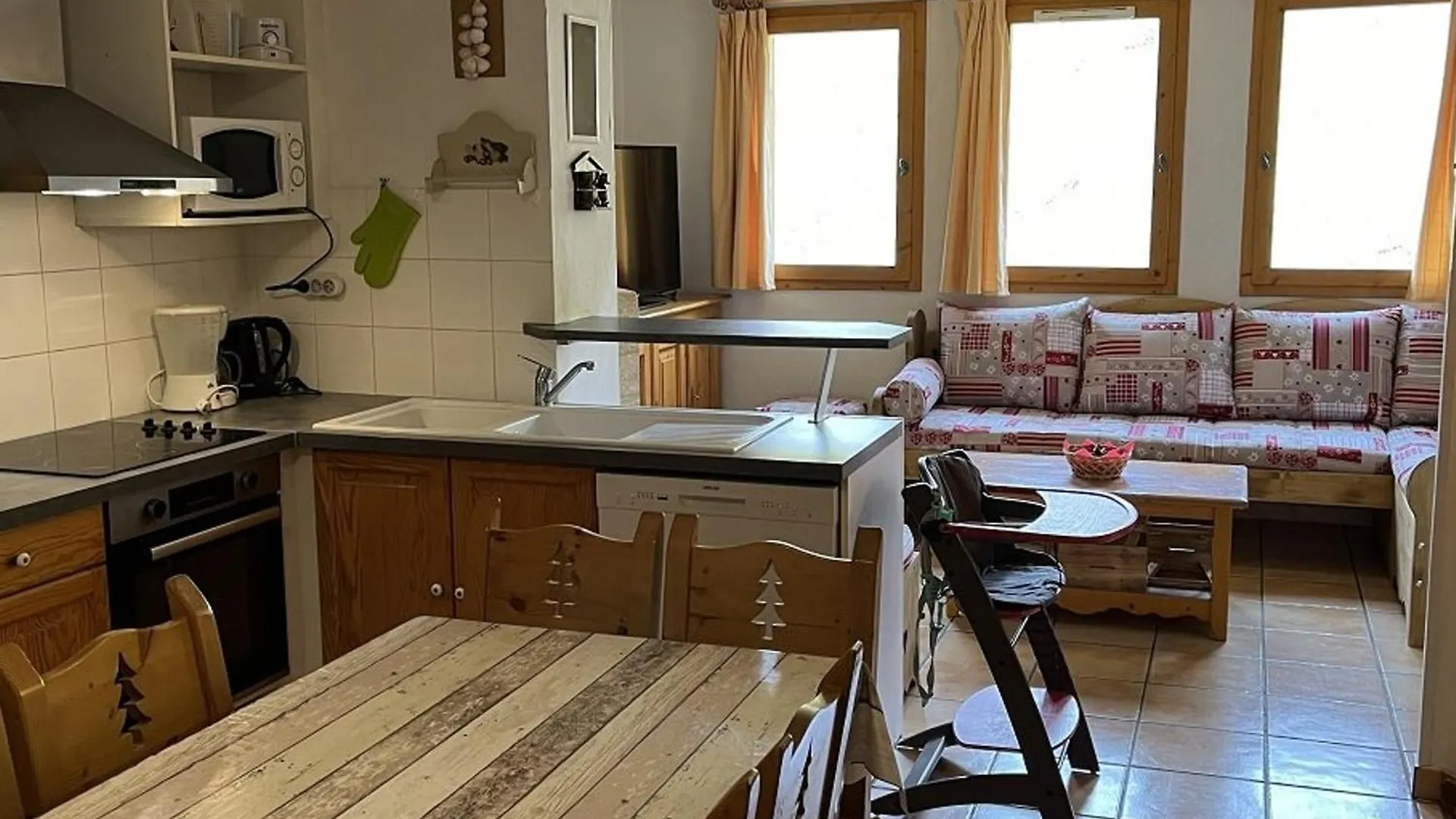 Chalet Ensoleille Sur Pistes, 5 Chambres, Animaux Admis - Fr-1-351-82 La Plagne 0*,