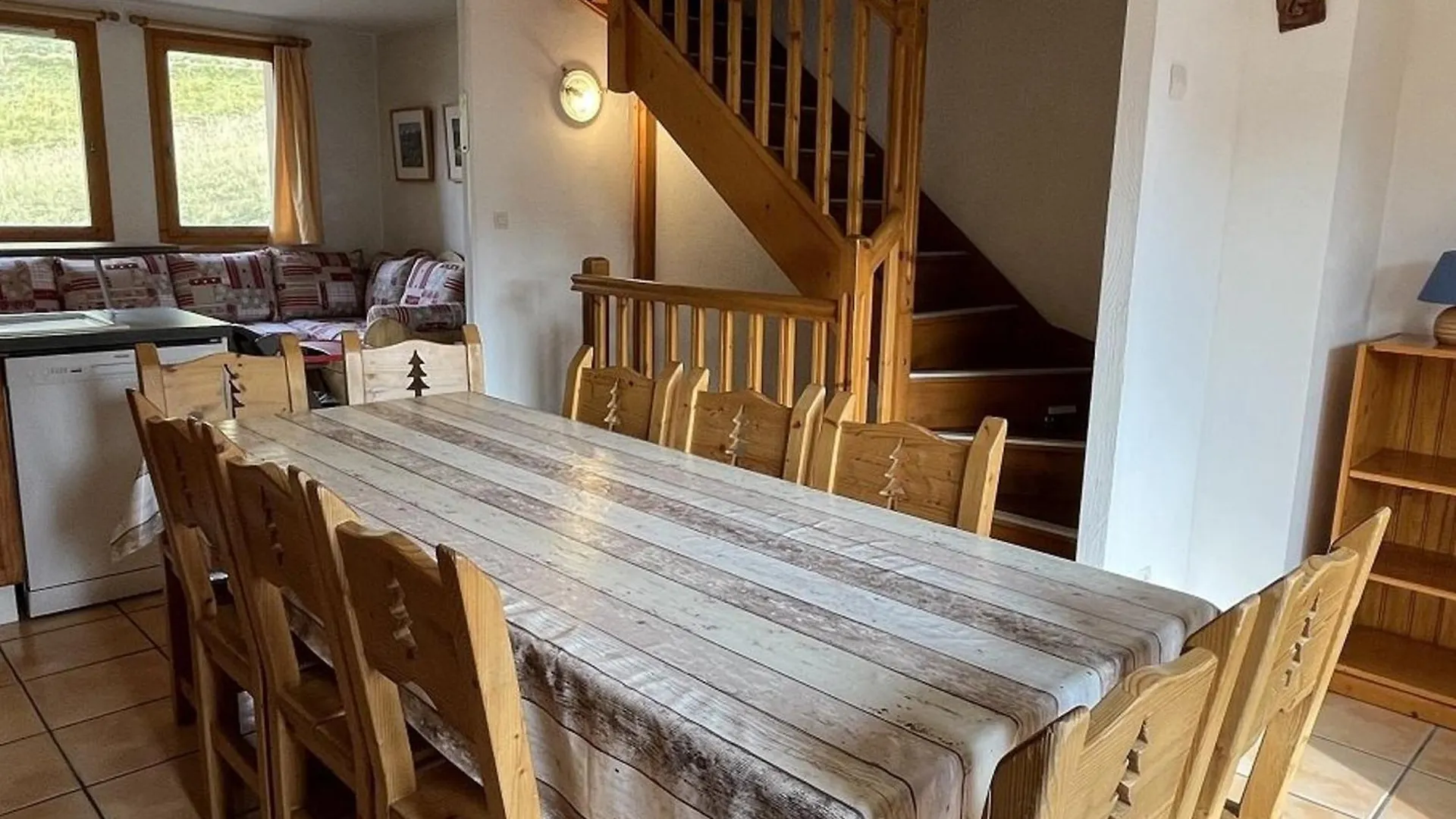 Chalet Ensoleille Sur Pistes, 5 Chambres, Animaux Admis - Fr-1-351-82 La Plagne Holiday home